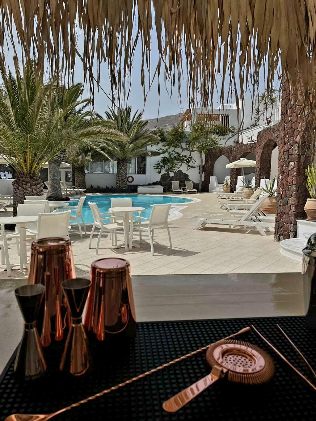 Arion Bay Hotel Santorini Kamári エクステリア 写真